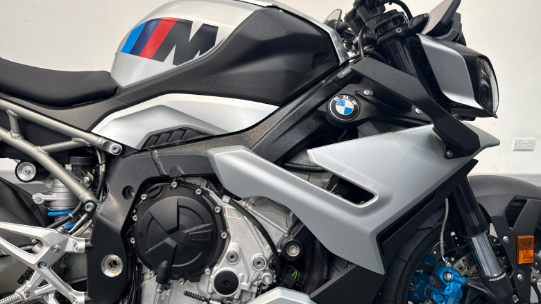 BMW M 1000 R (25MY)